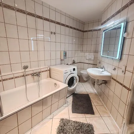 Apartamento Elbe Quartier Monteurunterkünfte 12 *